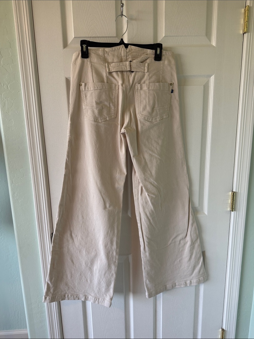 Anthropologie “Pilcro” Kit Utility High-Rise -Wide-Leg Pants!! Cream Colored. - Picture 5 of 5